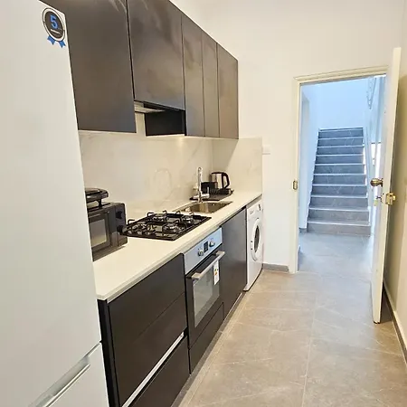 شقة La Magenta بيلا